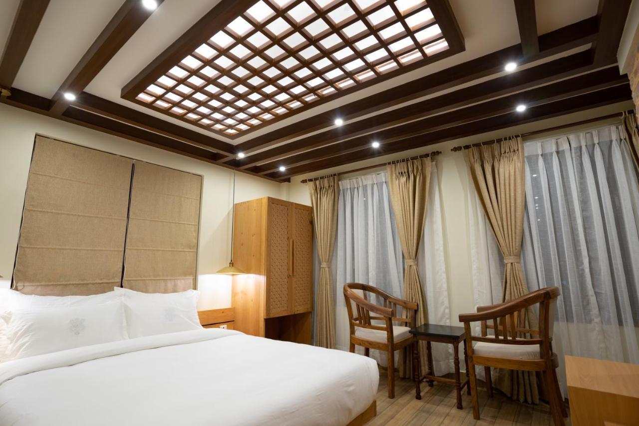 Karuna Hotel Patan Kathmandu Exterior foto