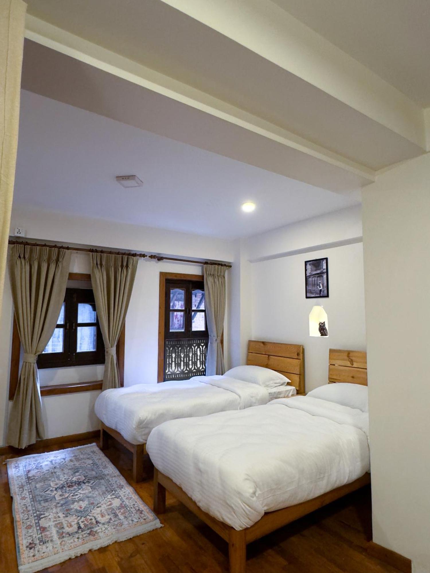 Karuna Hotel Patan Kathmandu Exterior foto