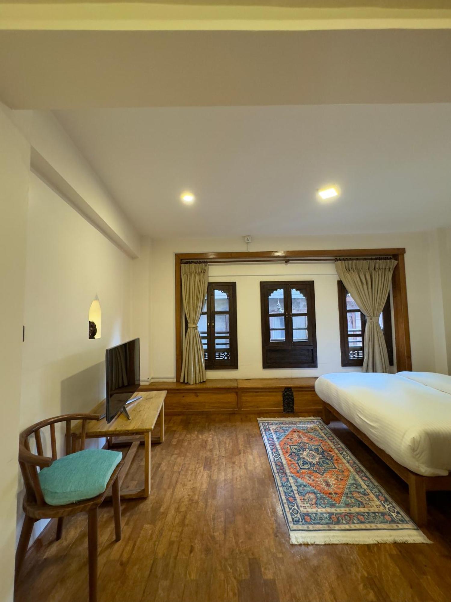 Karuna Hotel Patan Kathmandu Exterior foto